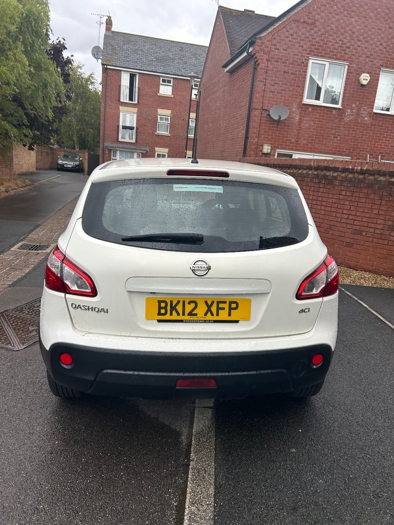 Nissan, QASHQAI, Hatchback, 2012, Manual, 1461 (cc), 5 doors