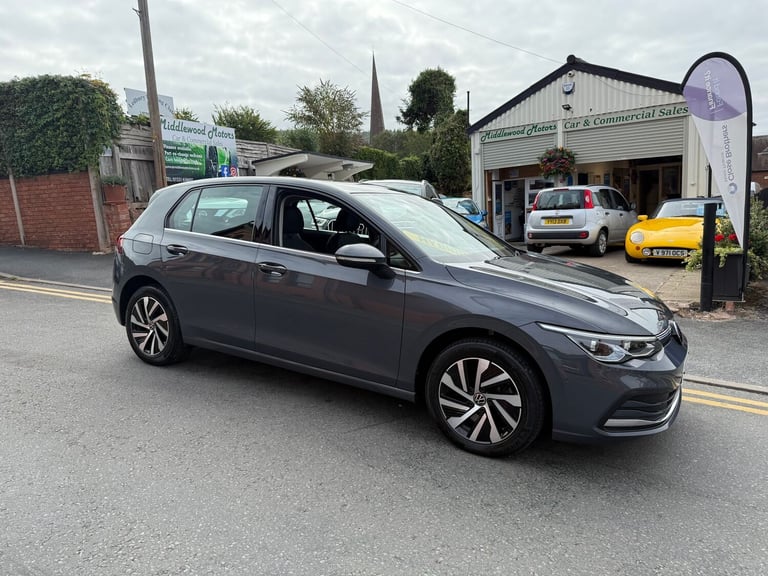 image for 2022 Volkswagen Golf 1.4 TSI 13kWh Style Hatchback 5dr Petrol Plug-in Hybrid DSG Euro 6 (s/s) (2 ...