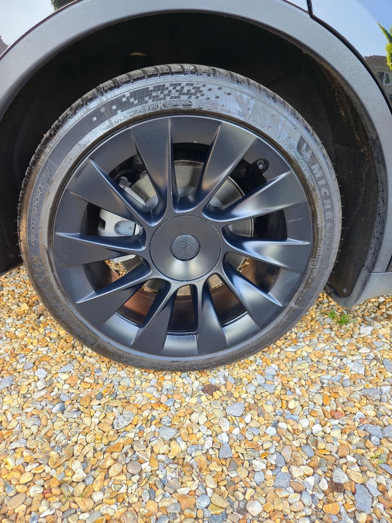 Tesla, MODEL Y, 2023, 1 Owner, 20 inch wheels