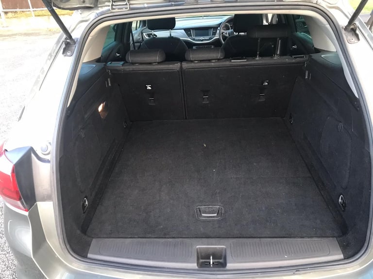 Vauxhall, ASTRA, 2018, 1598 (cc)