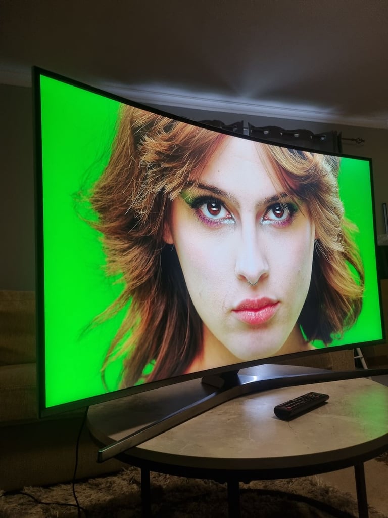 image for 50 inches SAMSUNG Curve crystal uhd 4k Smart Led WiFi TV with Stand and Remote £210