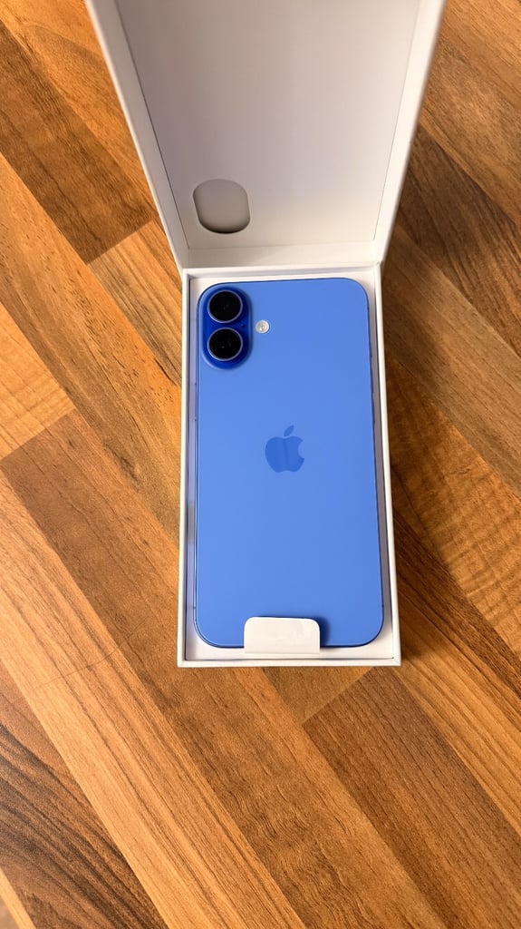 iPhone 16 plus immaculate swap/sell