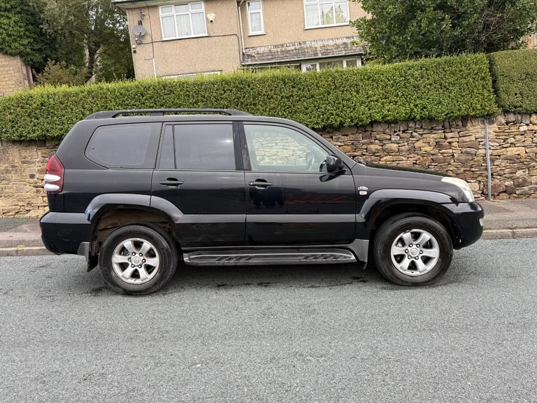 2007 Toyota Landcruiser LC4 3.0 D4-D AUTO 4X4 BLACK ESTATE Diesel Automatic