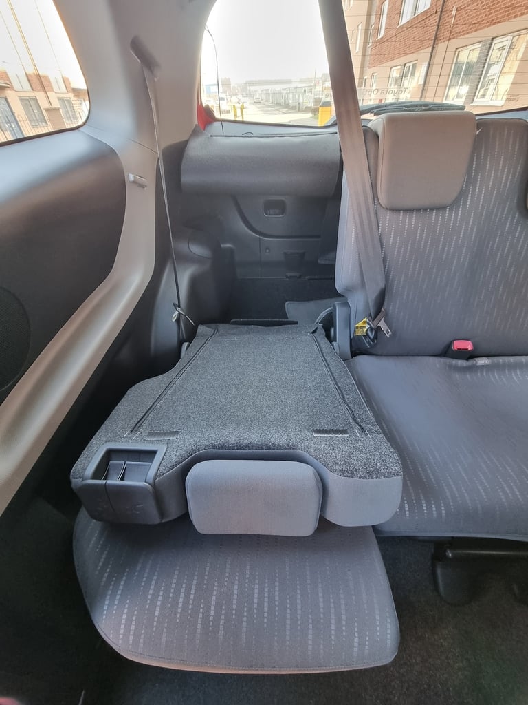 2009 Toyota Yaris 1.33 VVT-i TR 3dr [6] HATCHBACK Petrol Manual