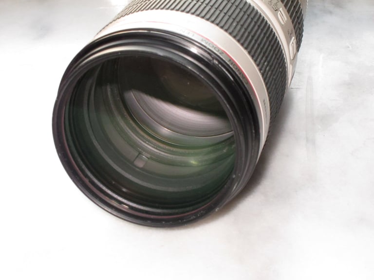 Canon EF 70-200mm F/2.8L IS II USM Lens
