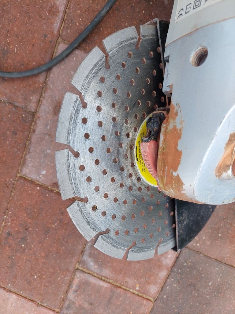 Large angle grinder with diamond blade