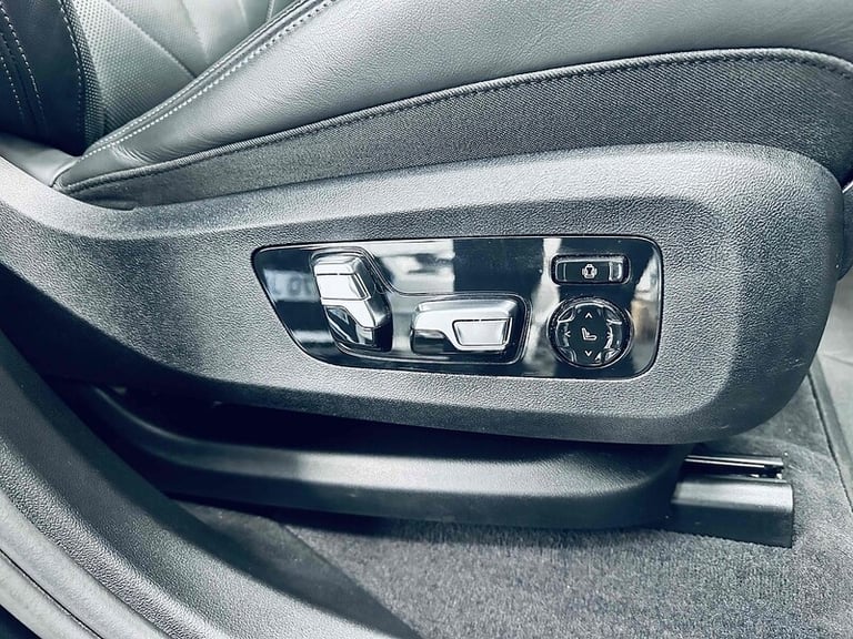 2024 BMW XM 50e SUV HYBRID Automatic