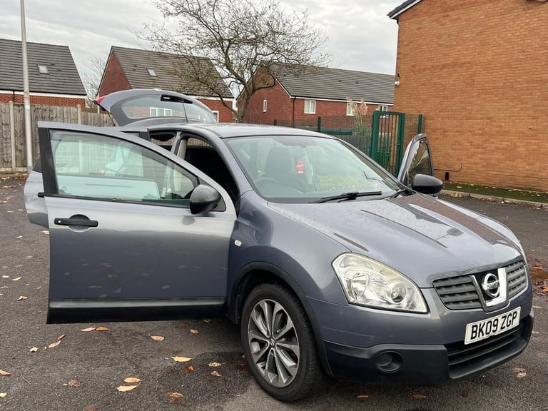 2009 Nissan Qashqai 1.5 dCi Visia 5dr HATCHBACK Diesel Manual
