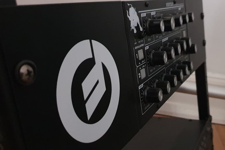 Moog Minitaur Boxed with rack ears