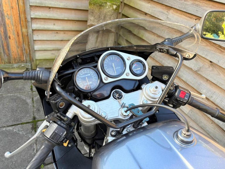 1993 / K Suzuki GSXR110 WP £3500 Black/Grey 16890 miles.