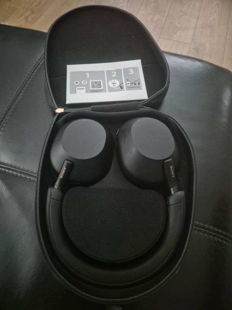 SONY WH1000XM5 HEADPHONES 