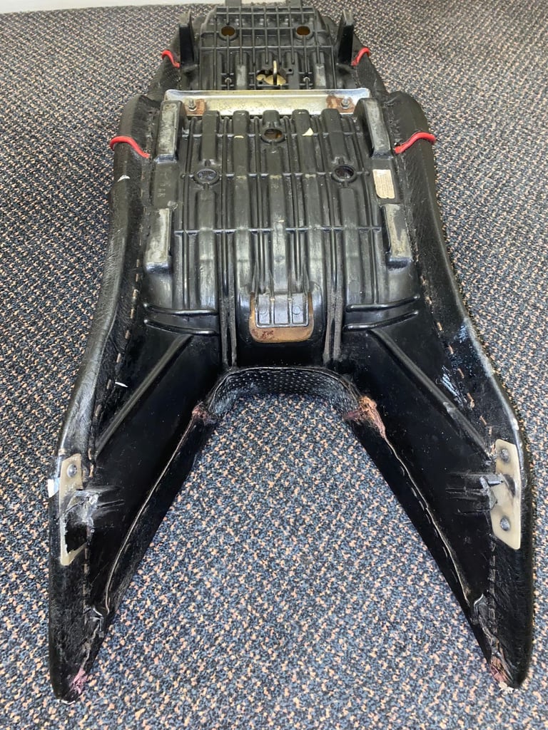 Honda VFR 750 F 1990-93 Seat Saddle by 'Custom Seats' for repair
