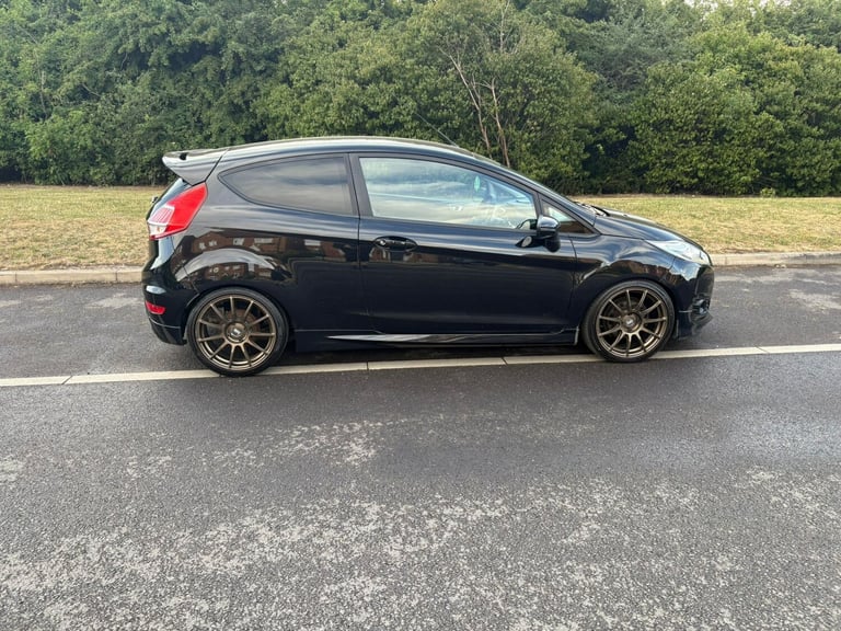 2016 Ford Fiesta 1.0 EcoBoost 125 Zetec S 3dr HATCHBACK Petrol Manual