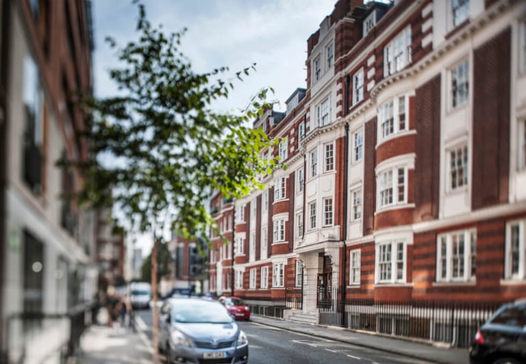Furnished offices to rent in *Fitzrovia*. Office Spaces for 3 to 40 desks W1