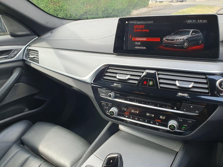 BMW 5 SERIES 3.0 540i xDrive M Sport Touring 2018
