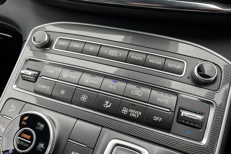 2024 Hyundai Santa Fe 1.6 h T-GDi Premium SUV 5dr Petrol Hybrid Auto 4WD Euro 6 (s/s) (230 ps) SU...