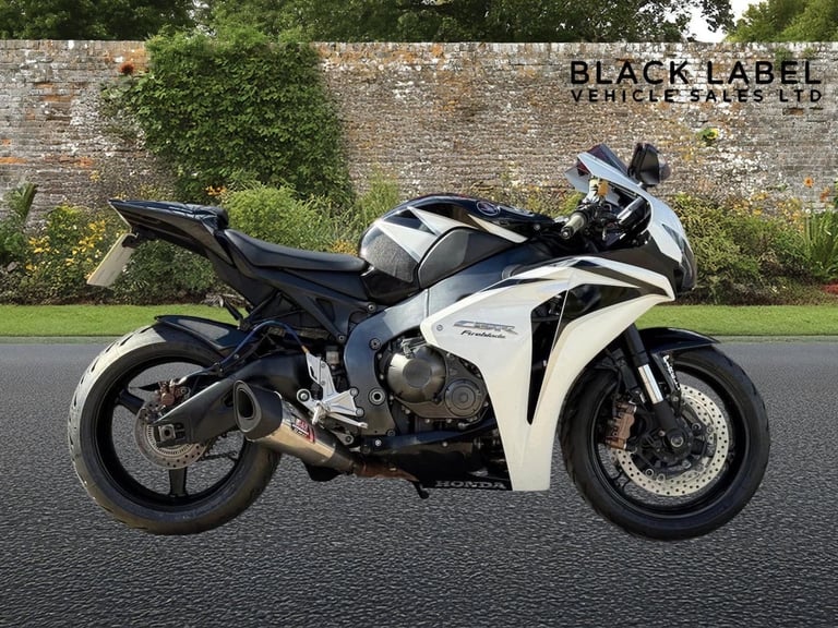 image for HONDA CBR1000RR Fireblade Fireblade 2010