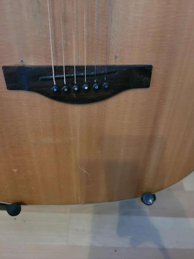 Acoustic guitar solid top yamaha 