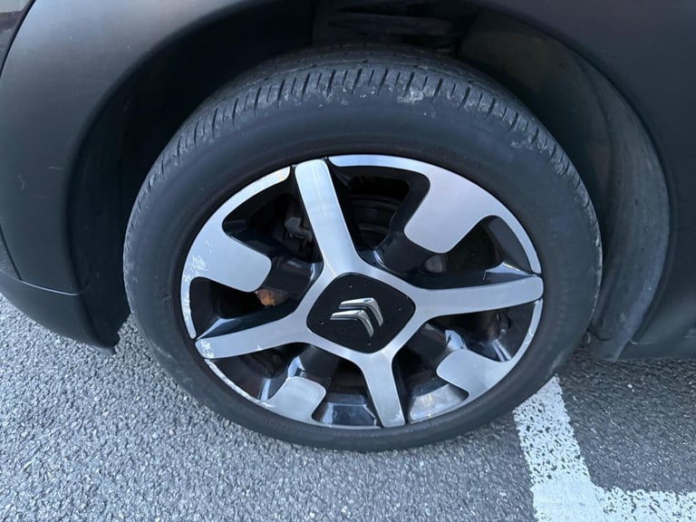  Citroen C4 Cactus 1.2 PureTech Flair Euro 6 (s/s) 5dr Petrol Manual