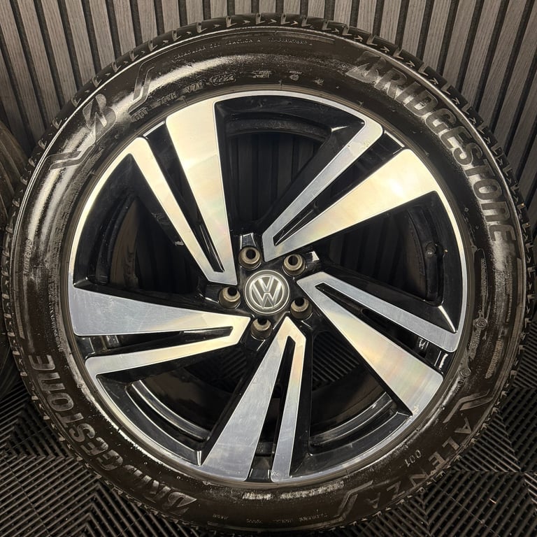 20'' GENUINE VW TOUAREG NEVADA BLACK DC ALLOY WHEELS ALLOYS TYRES Q7