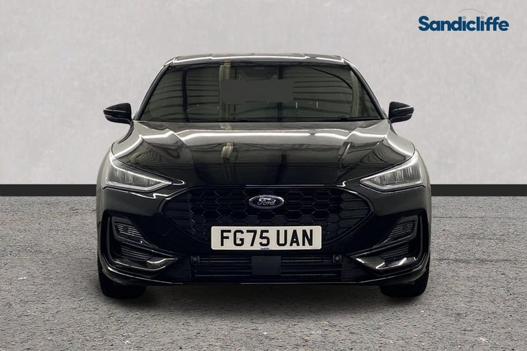 2025 Ford Focus 744494 Hatchback Petrol Manual