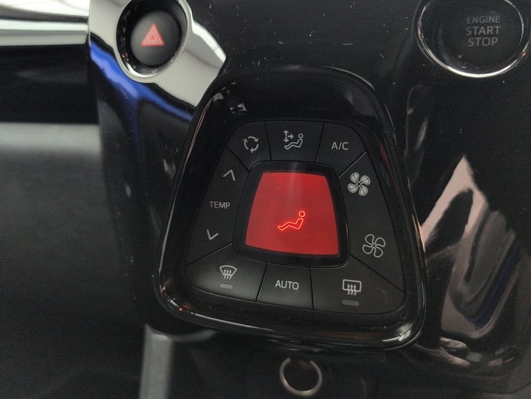 2021 Toyota AYGO 1.0 VVT-i x-clusiv Hatchback 5dr Petrol x-shift Euro 6 (71 ps) REAR PRIVACY HATC...