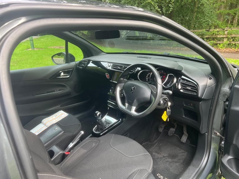 DS AUTOMOBILES DS 3 1.6 BlueHDi DStyle Nav Grey Manual Diesel 2015