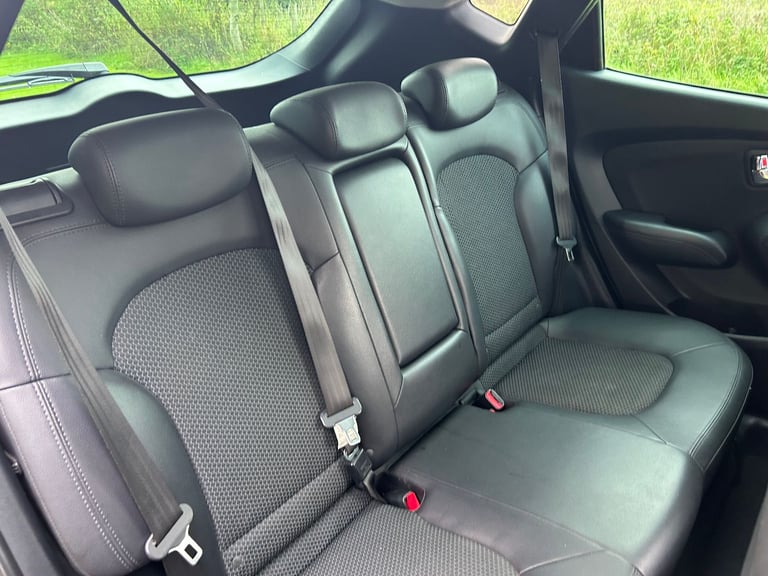 2012 Hyundai ix35 1.7 CRDi Premium 5dr 2WD 1yrs MOT 6MTH RAC warranty 1yrs RAC break down cover