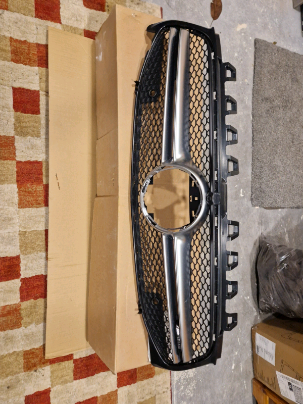 Genuine Mercedes Benz CLA AMG Sports Grille, fit A class