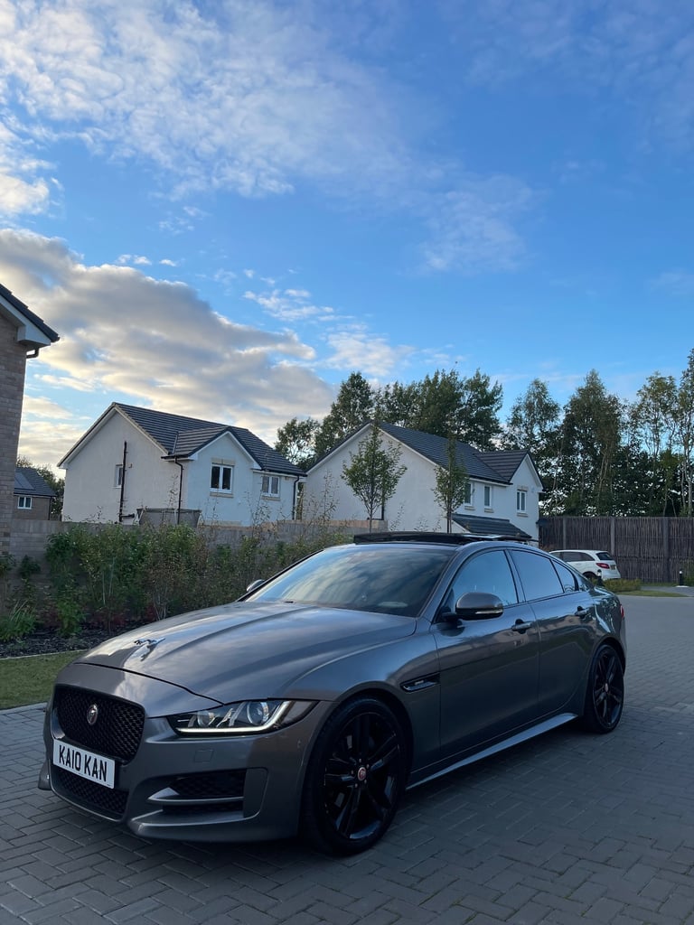Jaguar, XE, Saloon, 2016, Manual, 1999 (cc), 4 doors