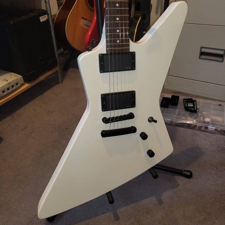 image for Trade Epiphone 84 explorer