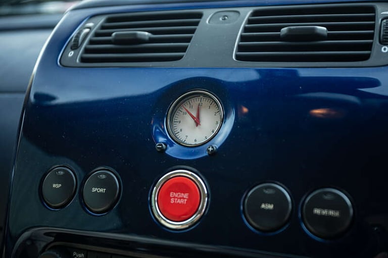 2003 Aston Martin Vanquish V12 2+0 2dr Auto COUPE PETROL Automatic