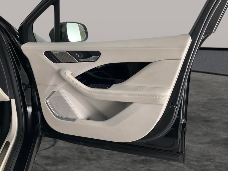 2022 Jaguar I-Pace 400 90kWh HSE Black SUV 5dr Electric Auto 4WD (400 ps) - HEAT AND COOL SEAT Su...