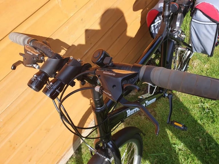 MOUNTAIN BIKE