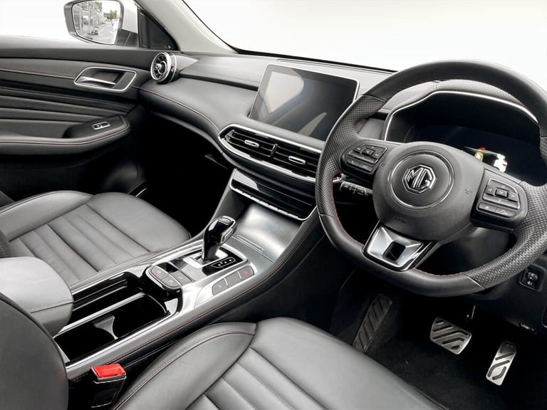 2024 MG MG HS 1.5 T-GDI 16.6kWh Trophy Auto Euro 6 (s/s) 5dr ESTATE Petrol/Electric Hybrid Automatic