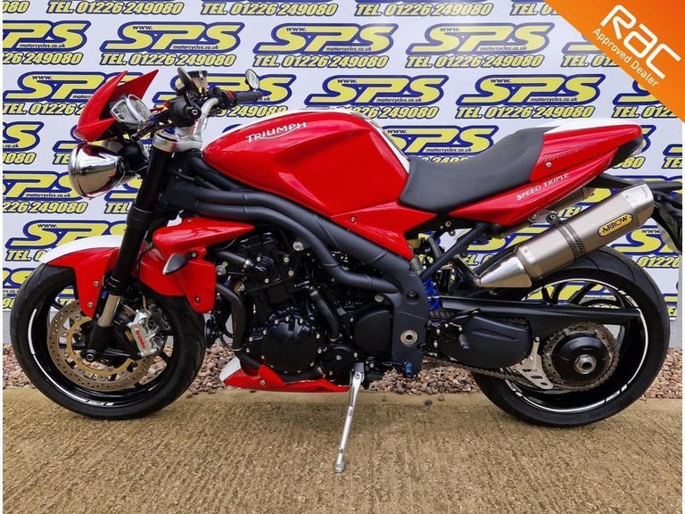 Triumph Speed Triple 2010 1050 low Milage Special Edition - Red/White 