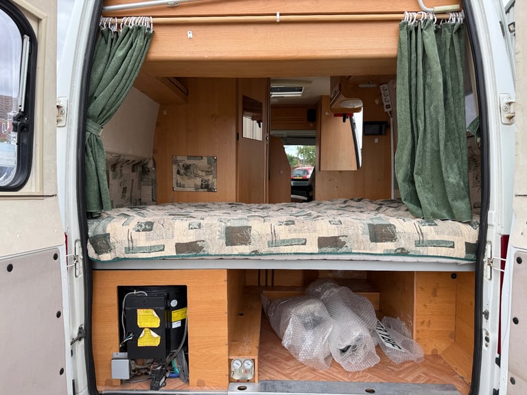 2003 Globecar Globescout Peugeot Boxer 2.8HDi Camper Van - Left Hand Drive LHD