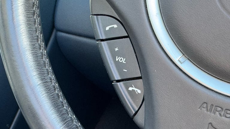 2016 Aston Martin DB9 Volante V12 2dr Volante Touchtronic Auto Petrol
