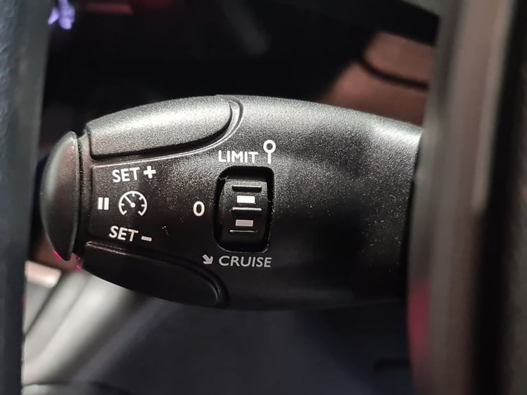 PEUGEOT PARTNER 1.5 BLUEHDI 1000 PROFESSIONAL PREMIUM P/V 100 BHP SWB