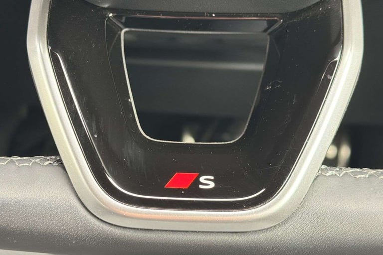 2024 Audi Q6 e-tron 360kW SQ6 Quattro 100kWh Edition 1 5dr Auto Estate Electric Automatic