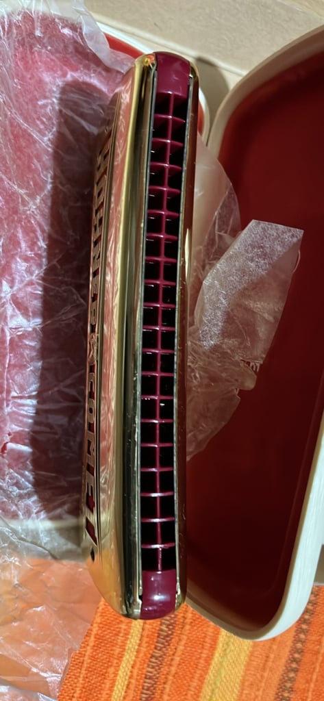 Hohner Harmonica 3427 plays double sided C and G