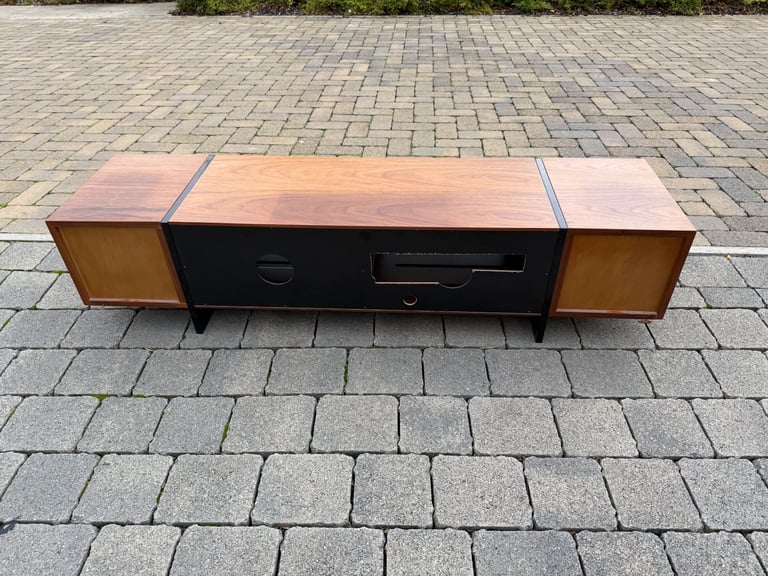 TV Cabinet 