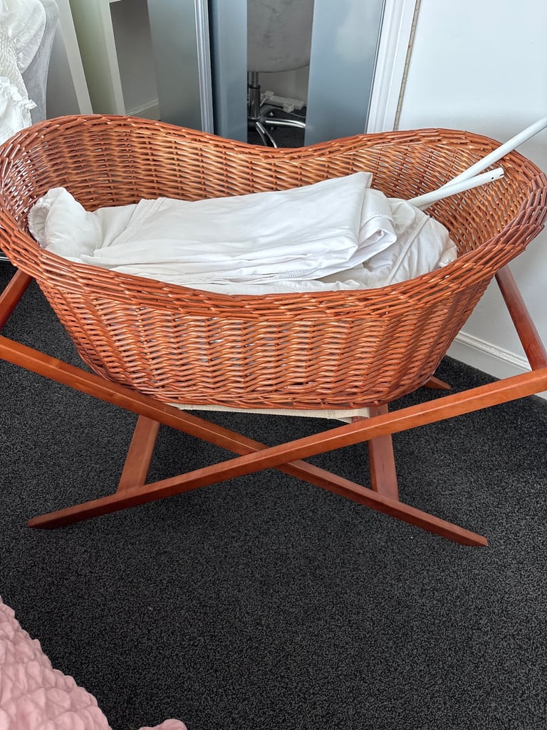 image for Wooden basket crib 