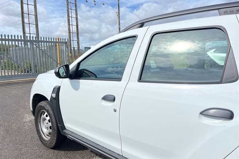 2022 Dacia Duster 1.0 TCe Essential SUV 5dr Petrol Manual Euro 6 (s/s) (90 ps) SUV Petrol Manual