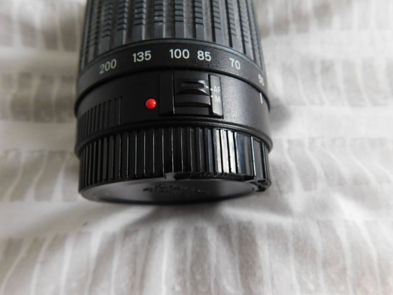CANON FIT - TAMRON LD II  AF 55-200 ZOOM LENS  4 - 5.6 MACRO - CHINA - 52 DIA