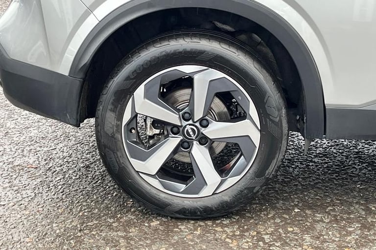 2023 Nissan Qashqai 1.3 DiG-T MH 158 N-Connecta 5dr Xtronic HATCHBACK PETROL Automatic