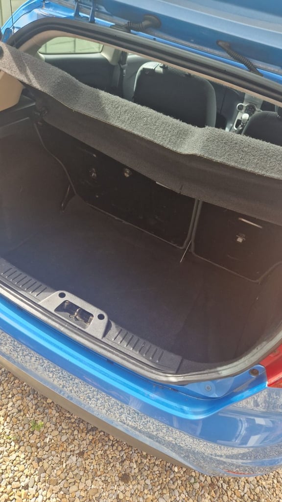 Ford, FIESTA, Hatchback, 2011, Manual, 1242 (cc), 3 doors