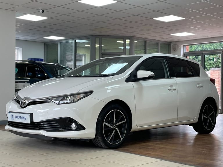 2017 Toyota Auris 1.2T Design TSS 5dr HATCHBACK PETROL Manual
