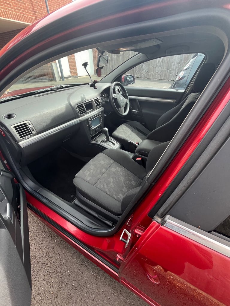 Vauxhall, VECTRA, Hatchback, 2008, Other, 1910 (cc), 5 doors