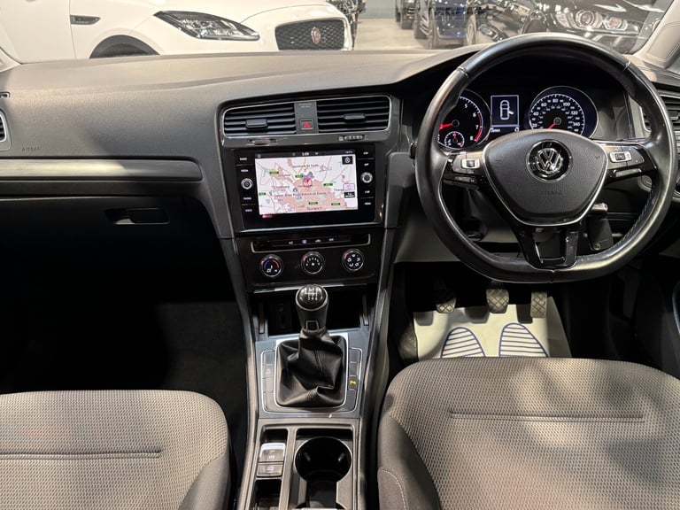 2017 Volkswagen Golf 1.0 TSI 110 SE [Nav] 5dr HATCHBACK Petrol Manual